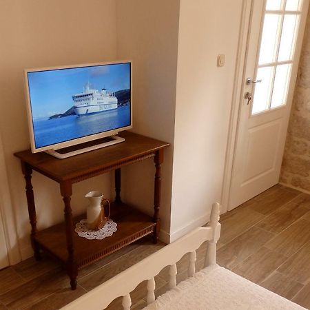 Guesthouse Torga Vis Island Eksteriør bilde