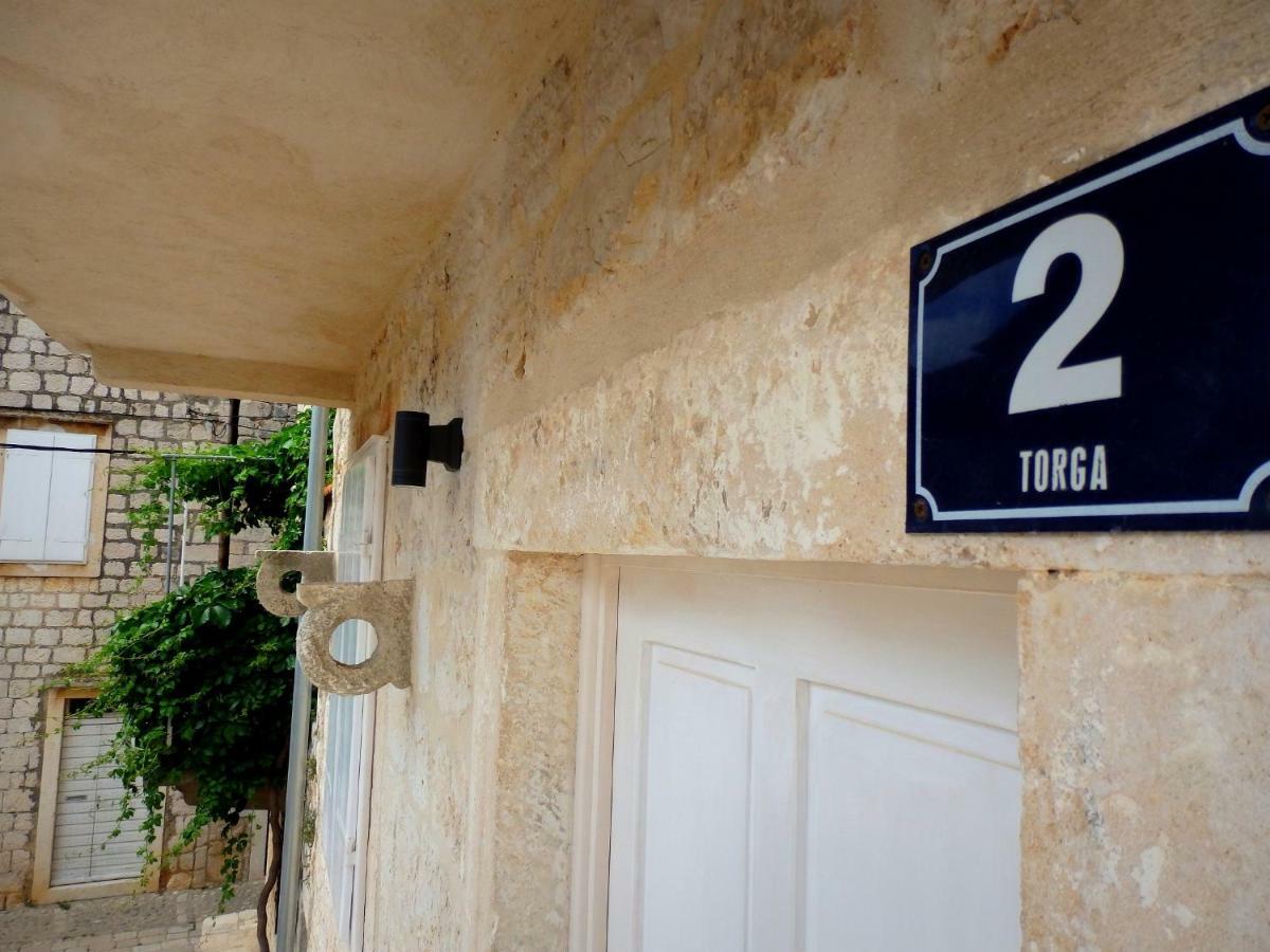 Guesthouse Torga Vis Island Eksteriør bilde