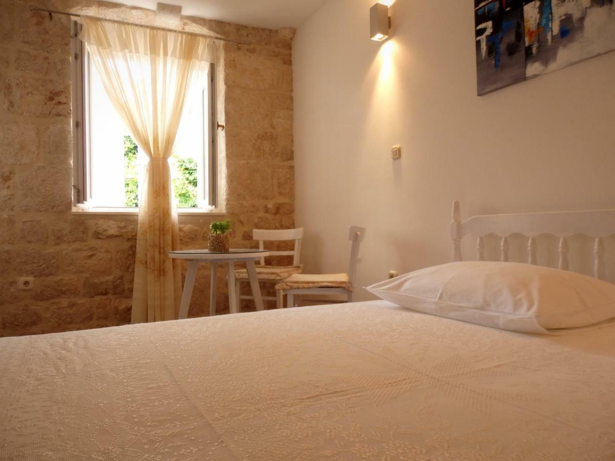Guesthouse Torga Vis Island Eksteriør bilde