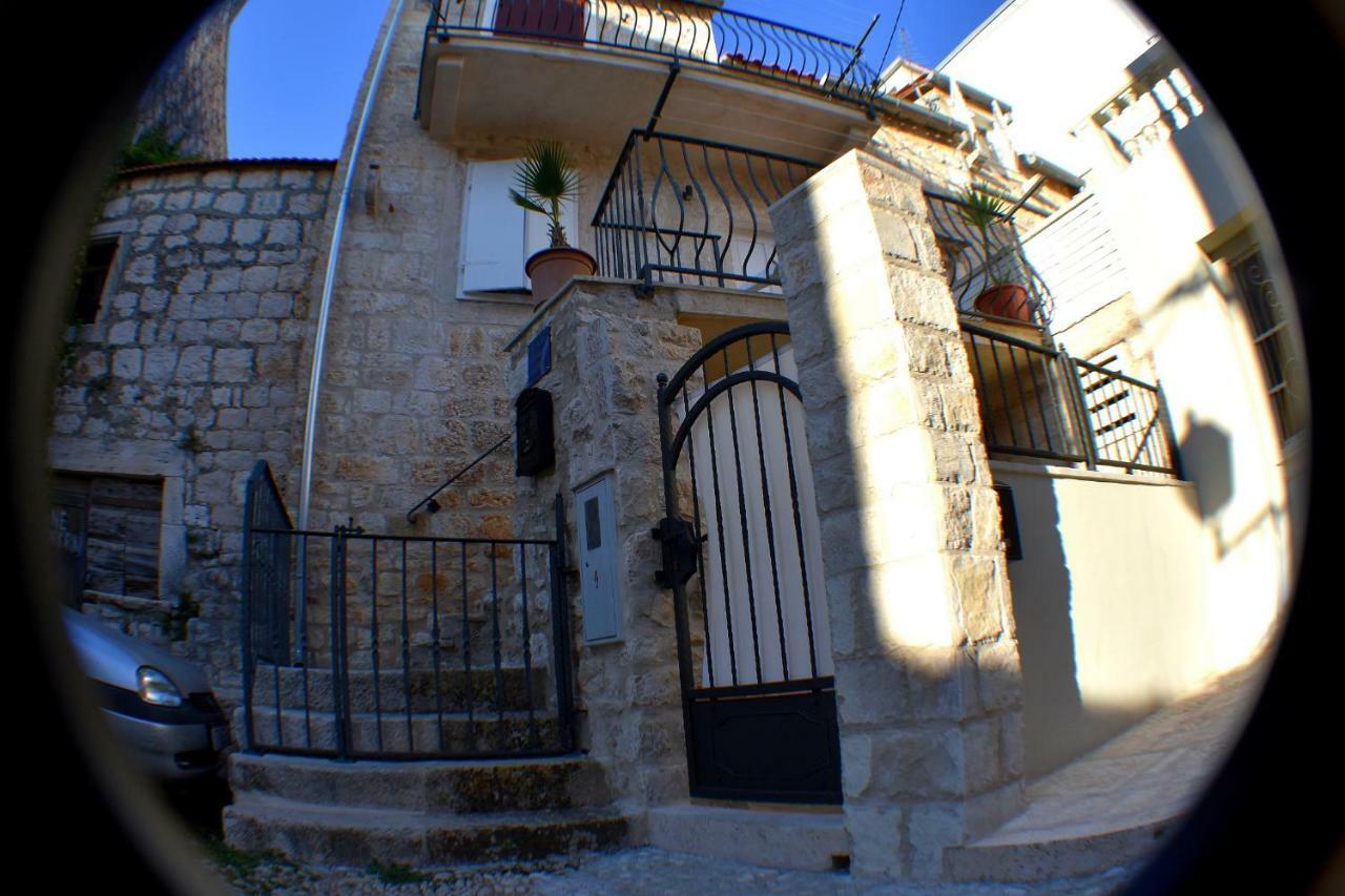 Guesthouse Torga Vis Island Eksteriør bilde